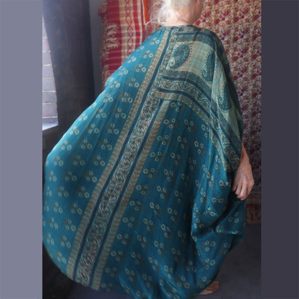 Silk Cape – Teal