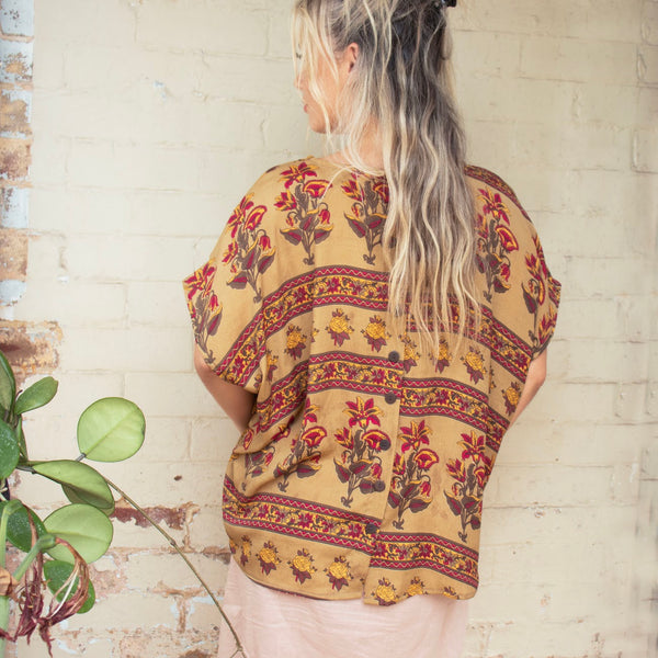 Button Back Top – Sunday