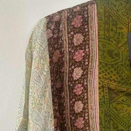 Short Silk Kimono – Olivia