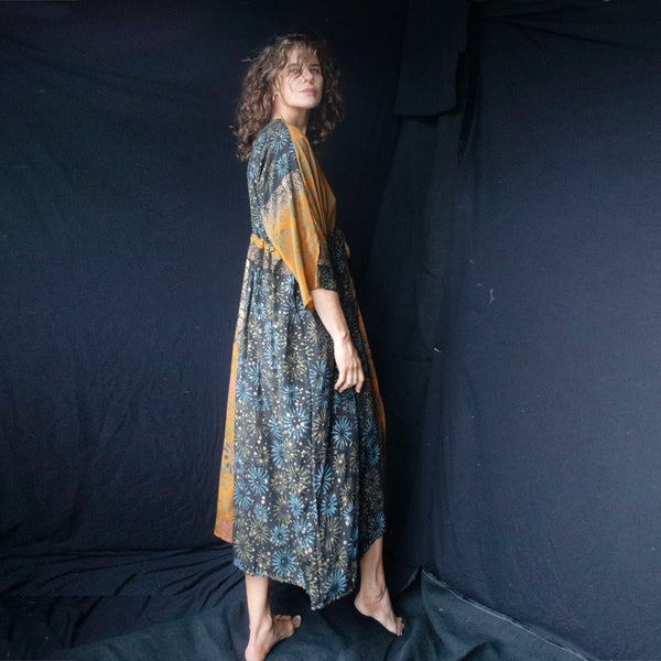 Silk Onoki Dress – Starburst