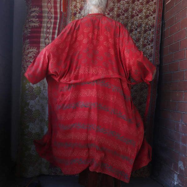 Long Silk Kimono – Scarlet
