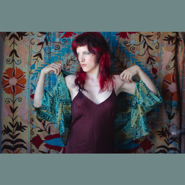 Short Silk Kimono – Geo