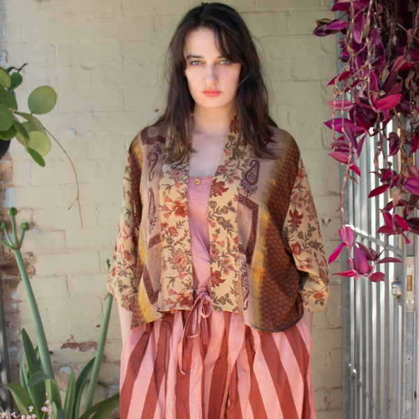 Short Silk Kimono – Tapestry